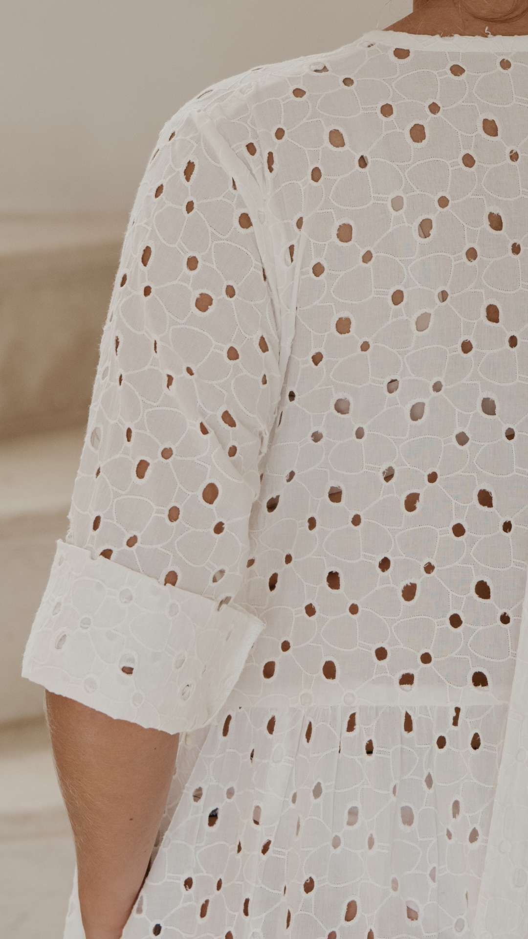 La Robe Auriane Broderie Anglaise Allamanda