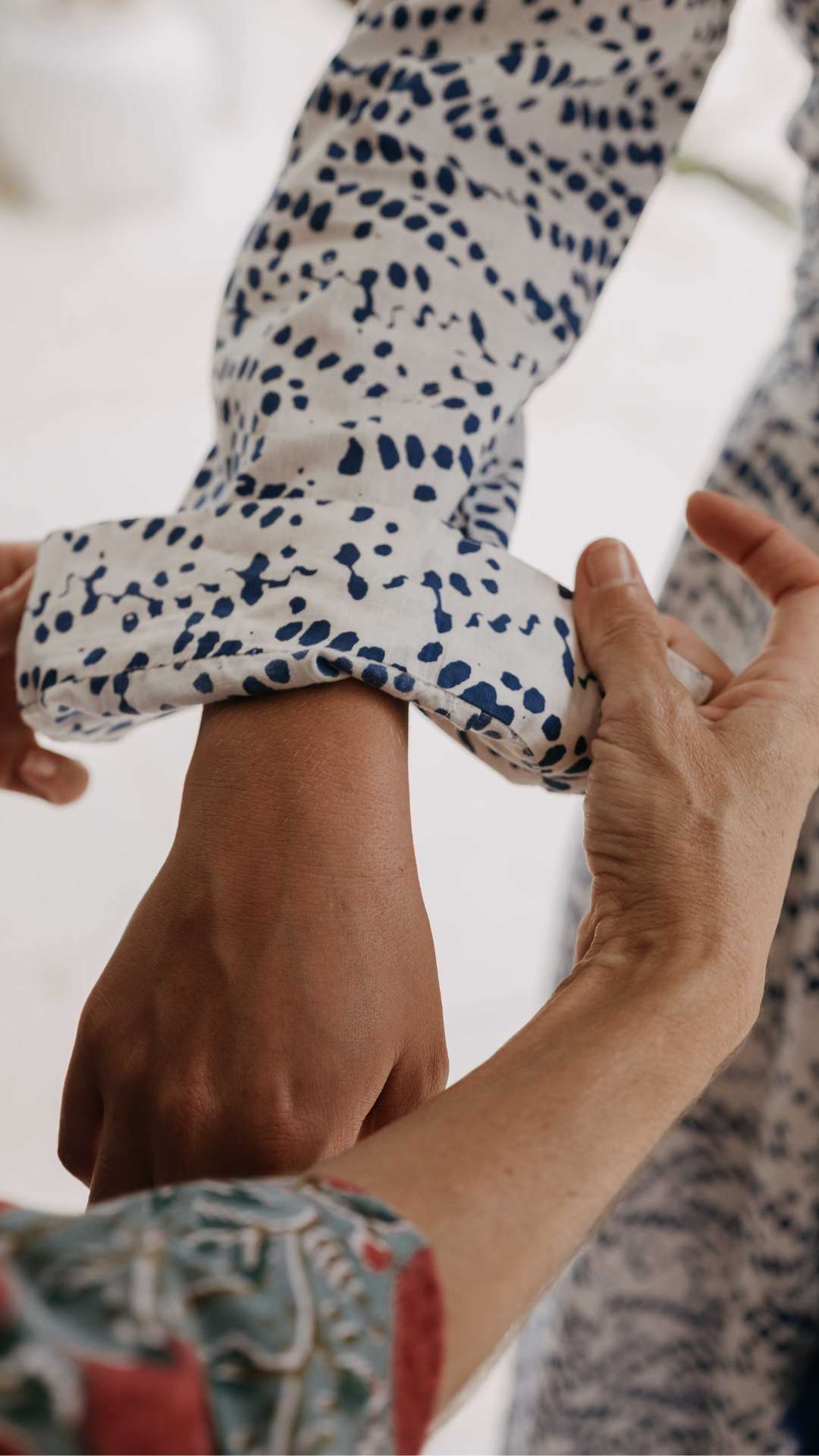 Robe AURÉLIA Longue à motifs - Céleste Caribbean